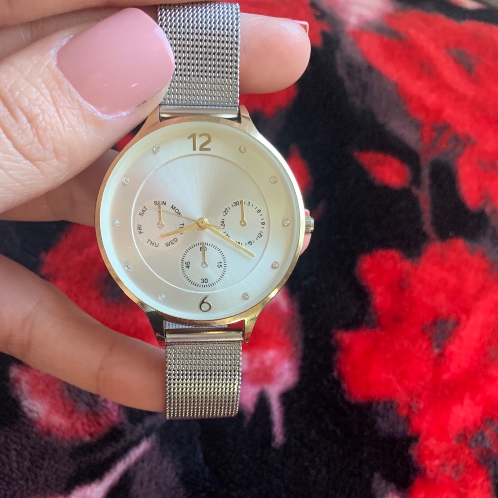WATCH ⌚️
